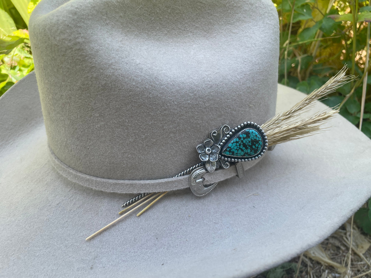 Turquoise Hat Pick