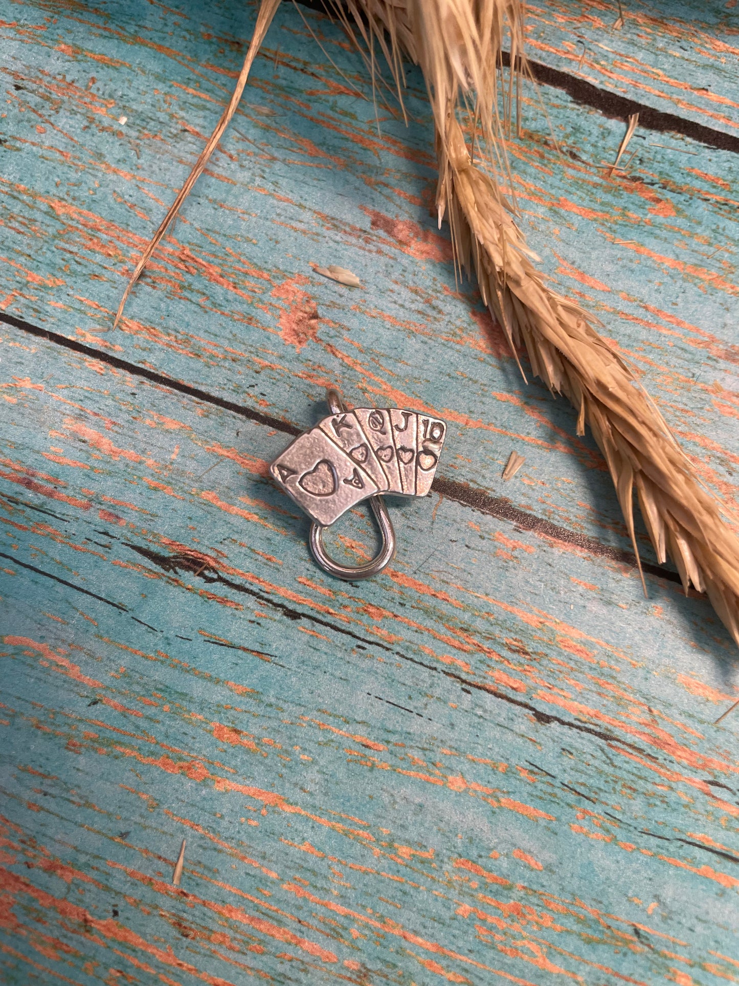 Royal flush hat crawler