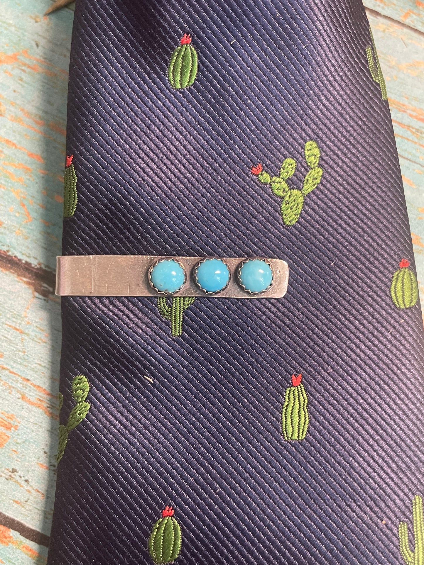 Tie clip